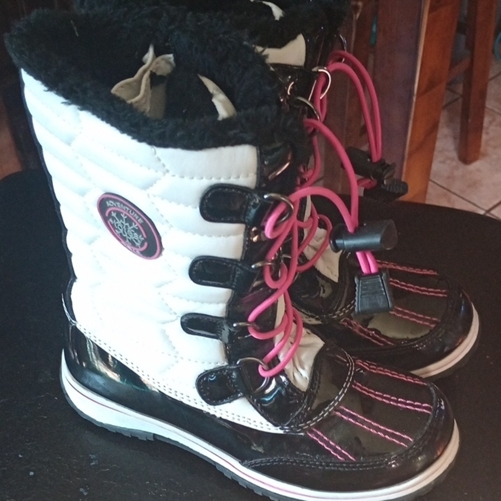Totes  Adventures Kids Boots - Black and White with Pink Accents
